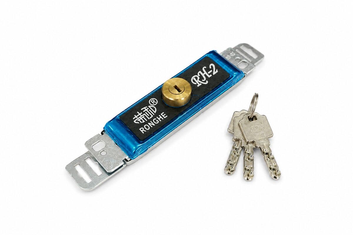 Center Lock